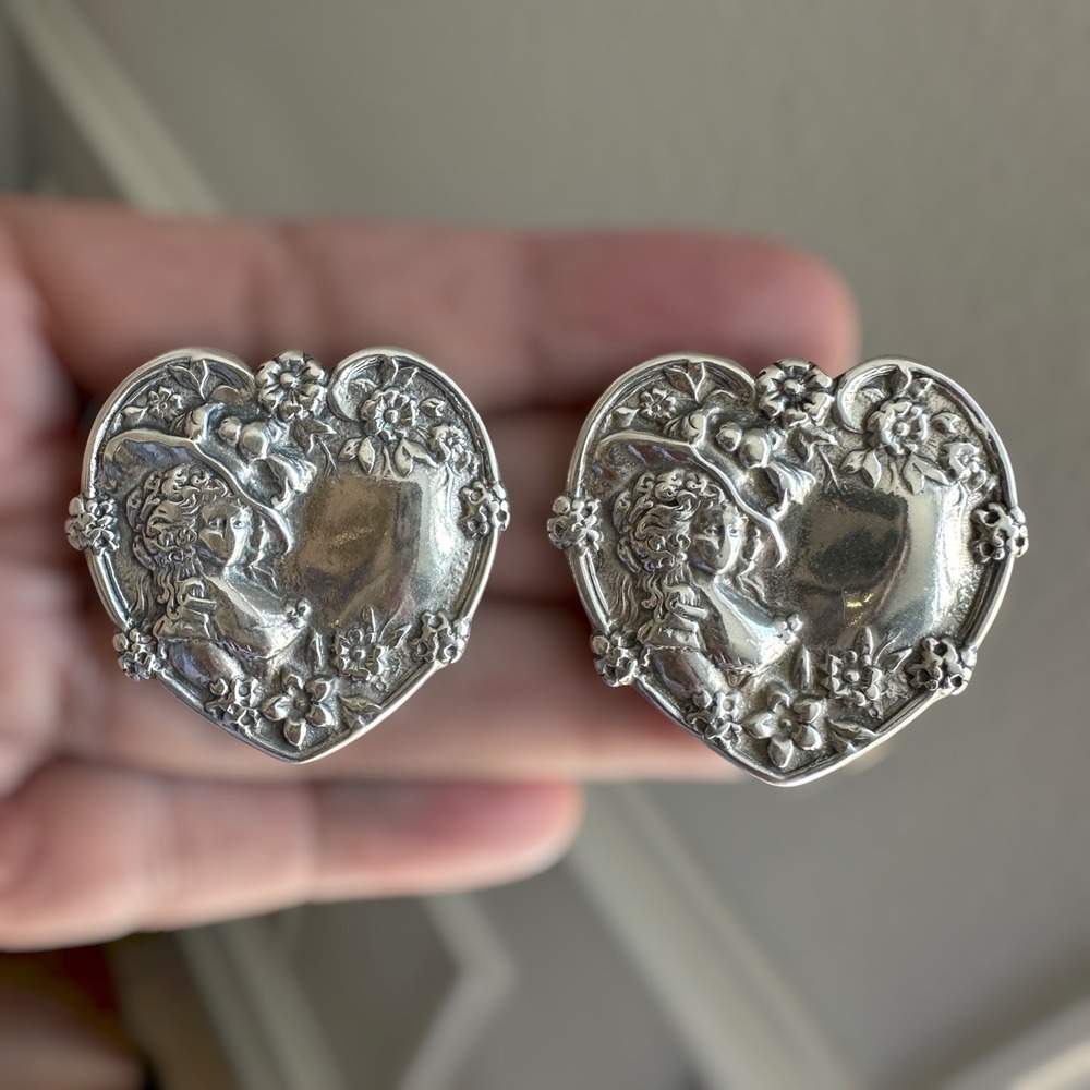 VTG Signed T Foree Repousse Heart Earrings 1.4 Inch Gibson Girl 925 Sterling 20g